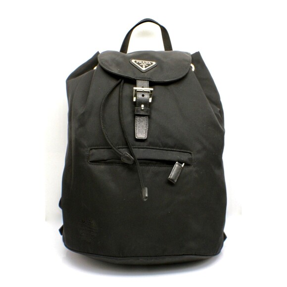 🔥 Prada Logo Nylon Logo Backpack Black Free Shipping Great Condition 🔥 - Picture 1 of 7